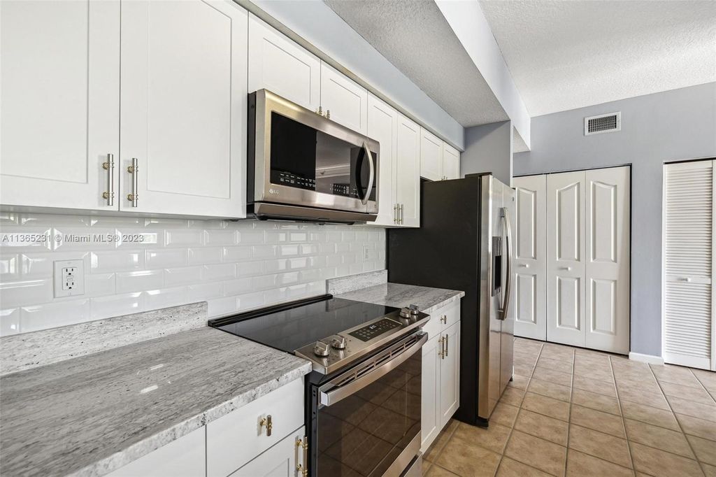 Photo of 224 Murcia Dr #312, Jupiter, FL 33458 (MLS # A11365231)