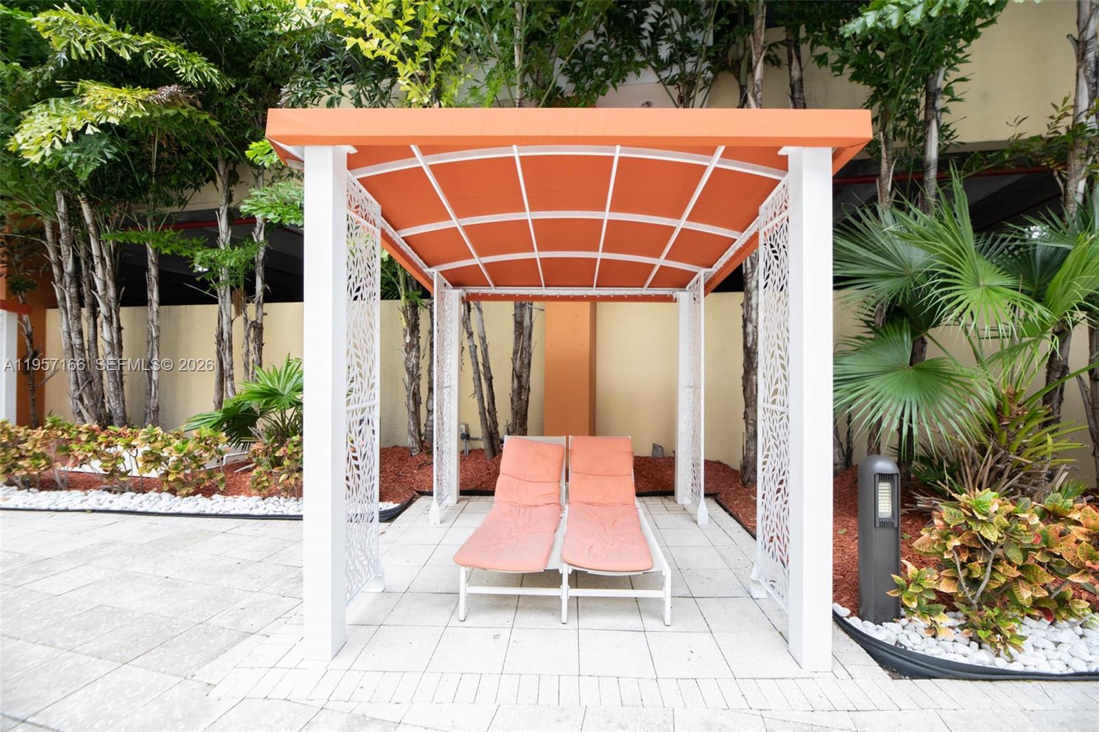 VENTURE AT AVENTURA WEST - Residential