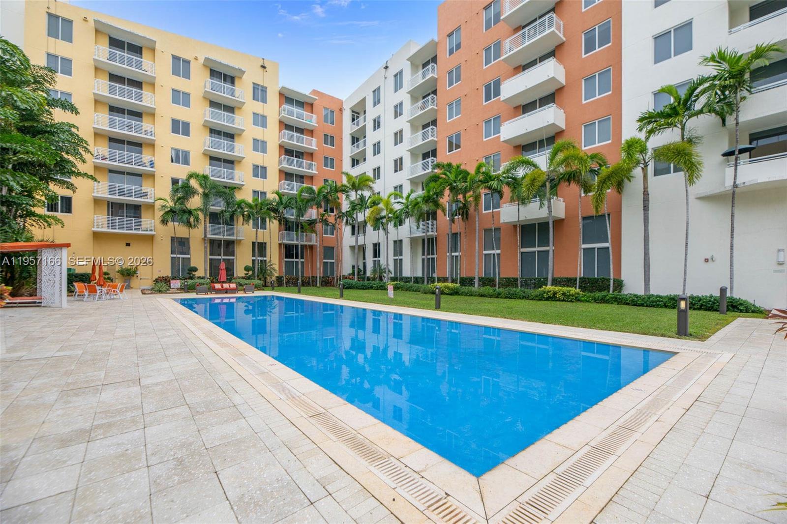 VENTURE AT AVENTURA WEST - Residential