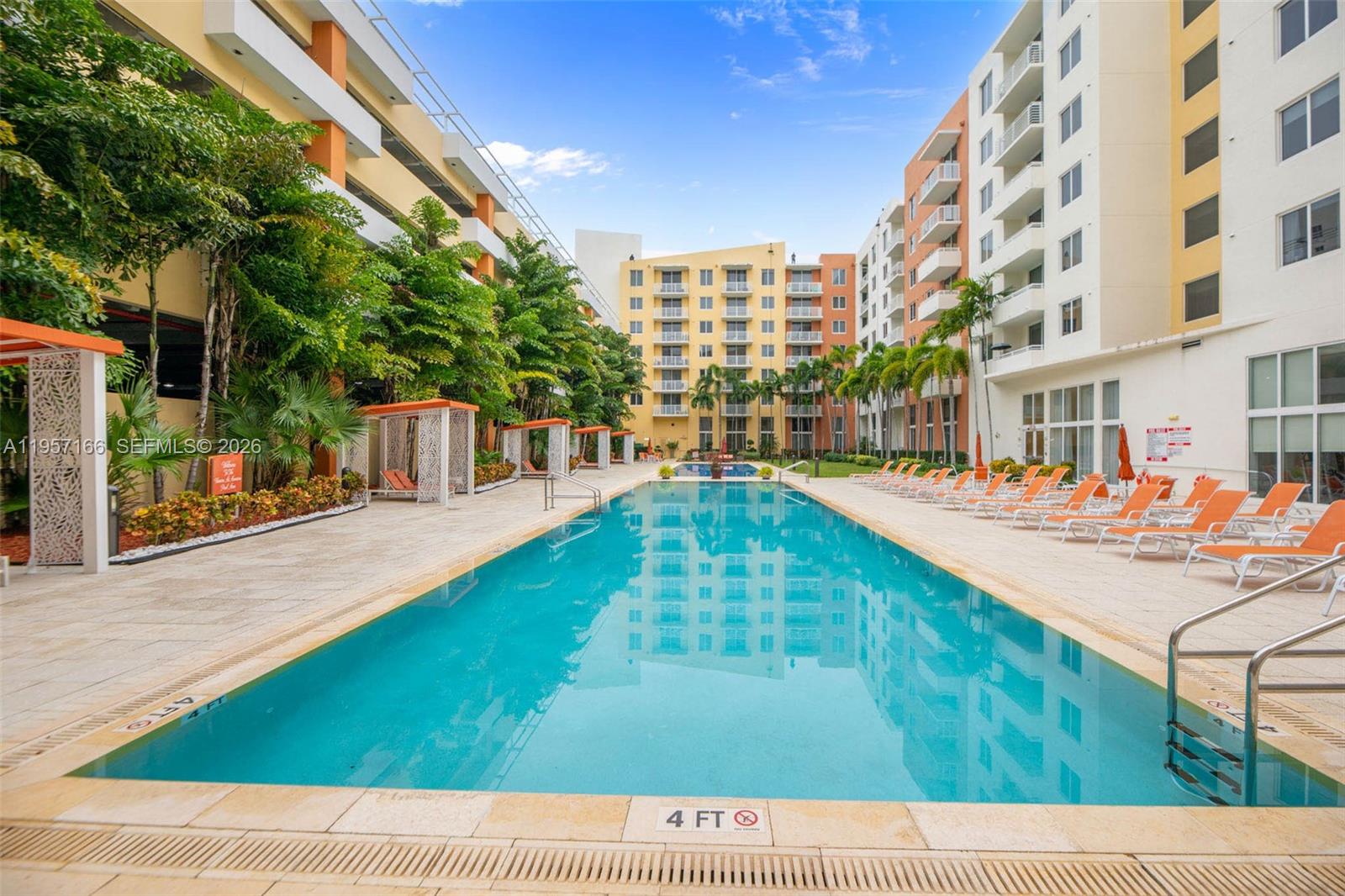 VENTURE AT AVENTURA WEST - Residential