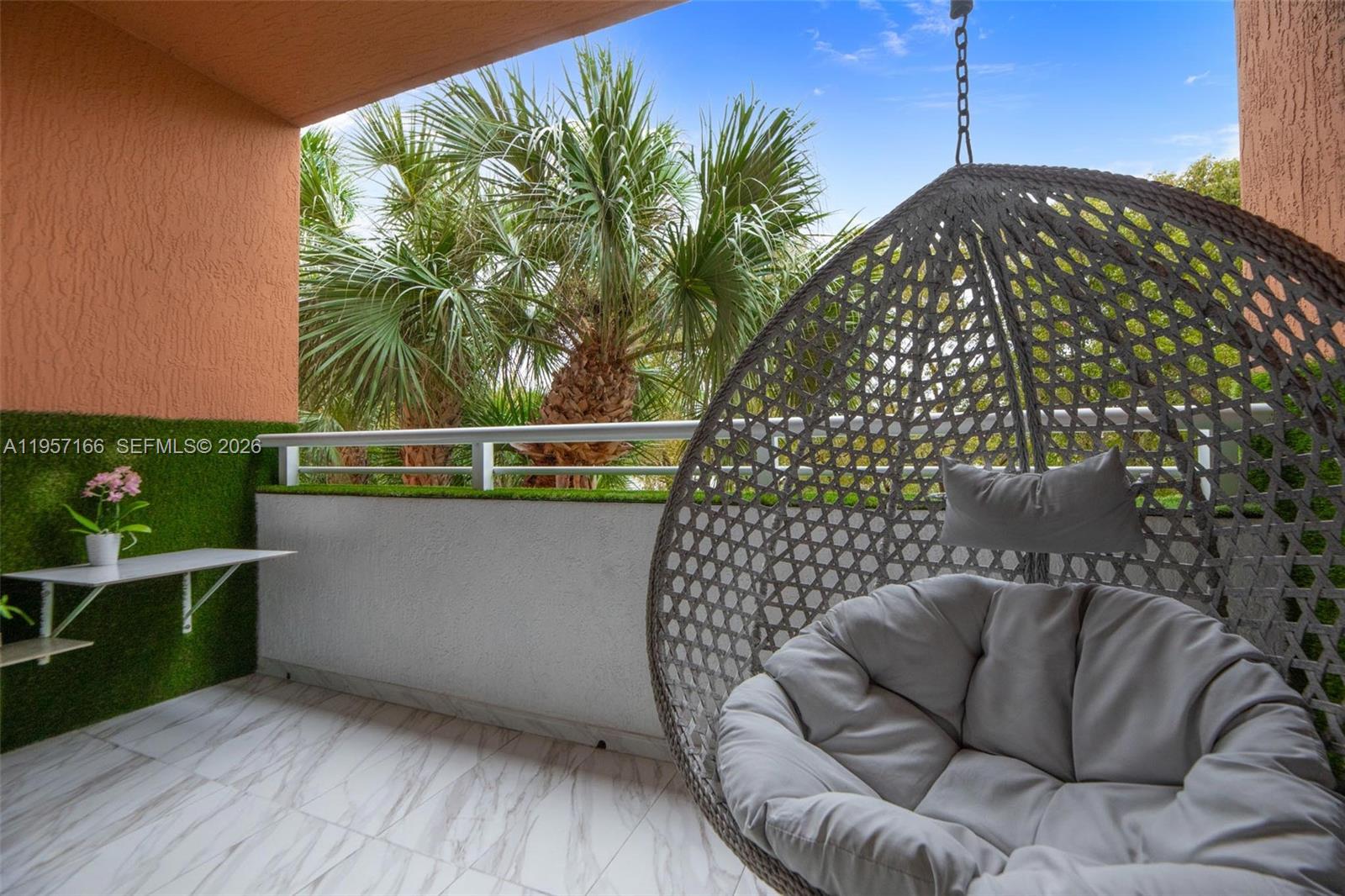 VENTURE AT AVENTURA WEST - Residential