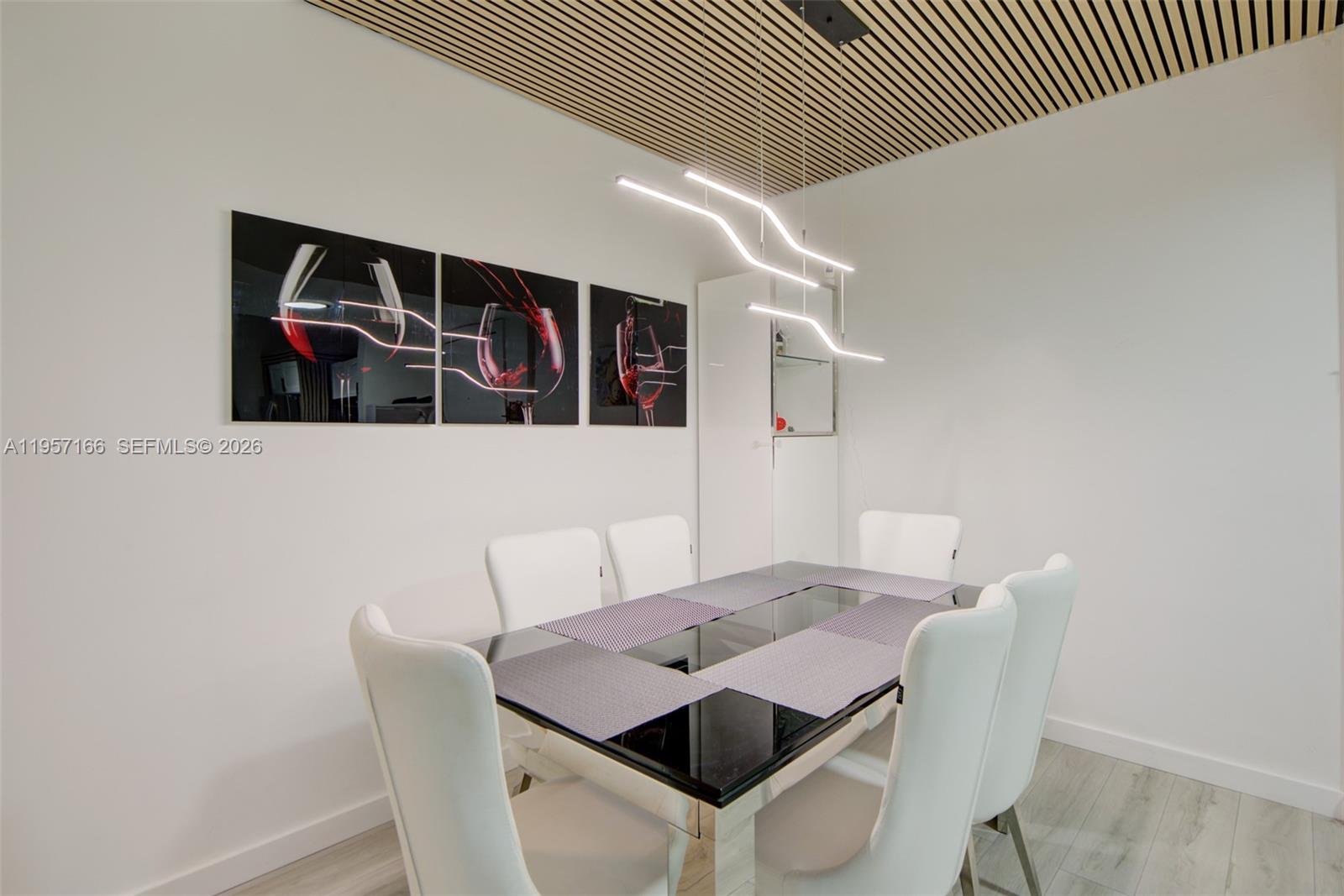 VENTURE AT AVENTURA WEST - Residential