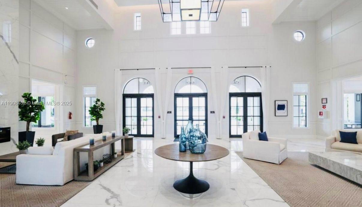 PARKLAND BAY - Residential