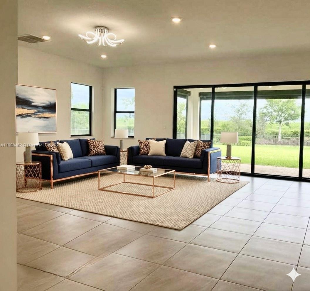 PARKLAND BAY - Residential