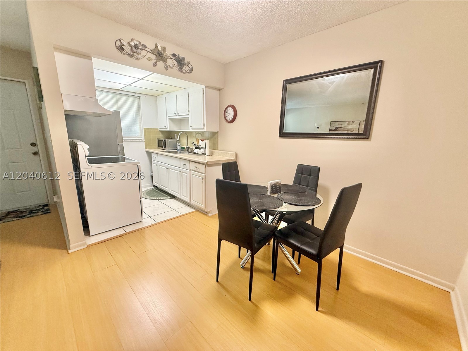 2145 Pierce St 206
