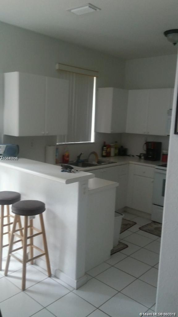 SHOMA TOWNHOMES AT KEYSCO - Residential