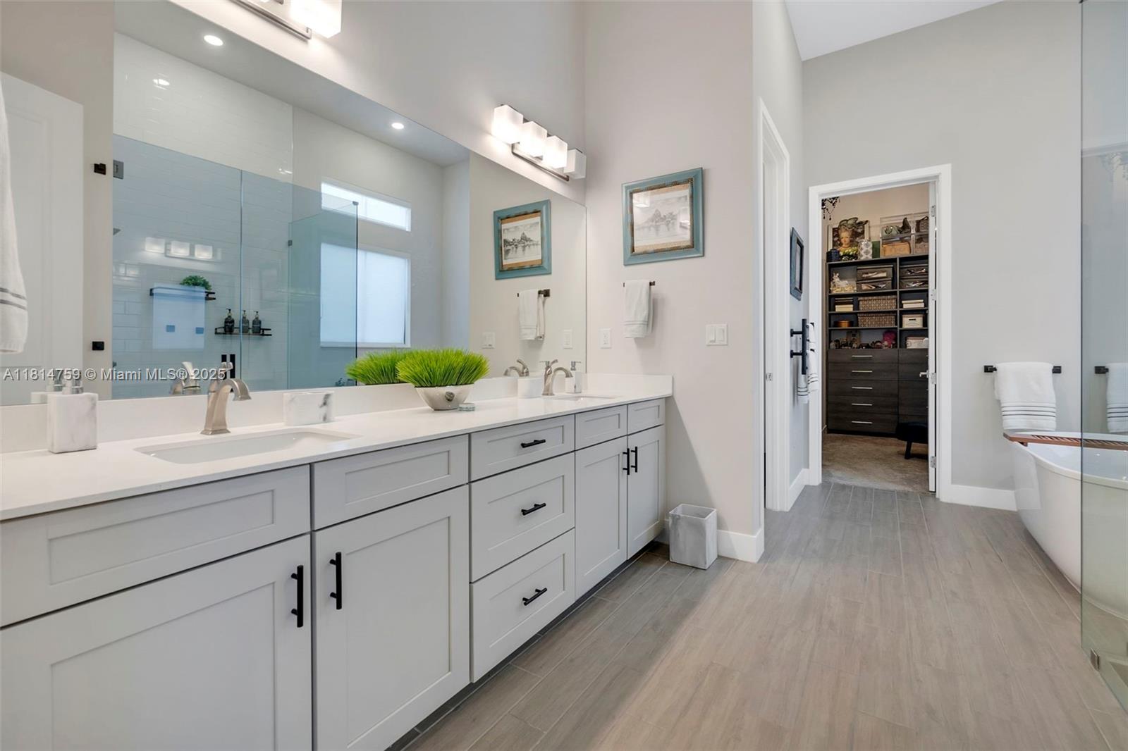 MCJUNKIN FARMS PLAT - Residential
