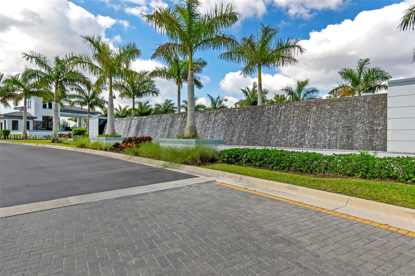 MCJUNKIN FARMS PLAT - Residential