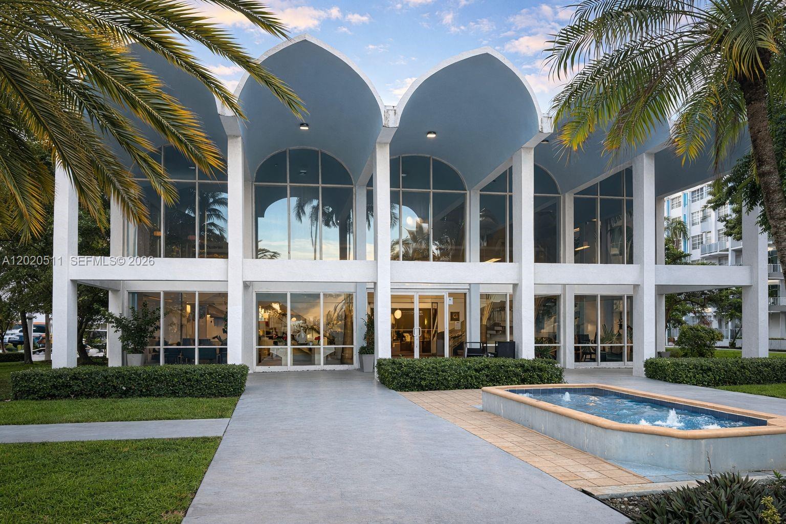 MONTECARLO CONDO - Residential