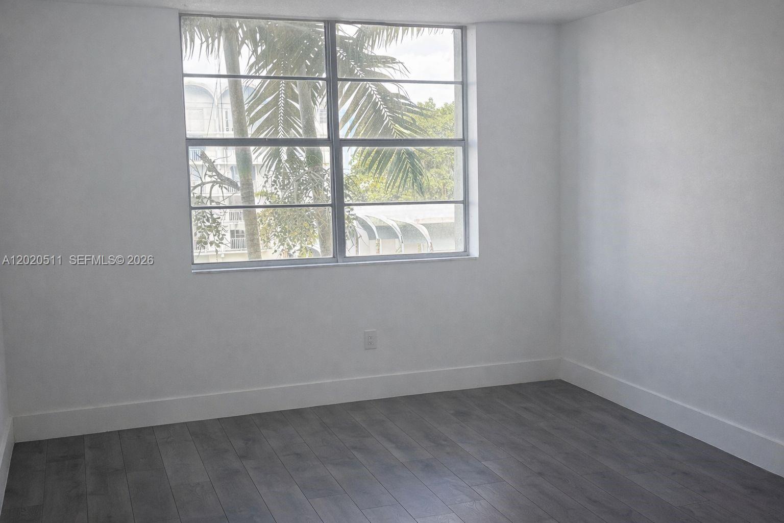 MONTECARLO CONDO - Residential