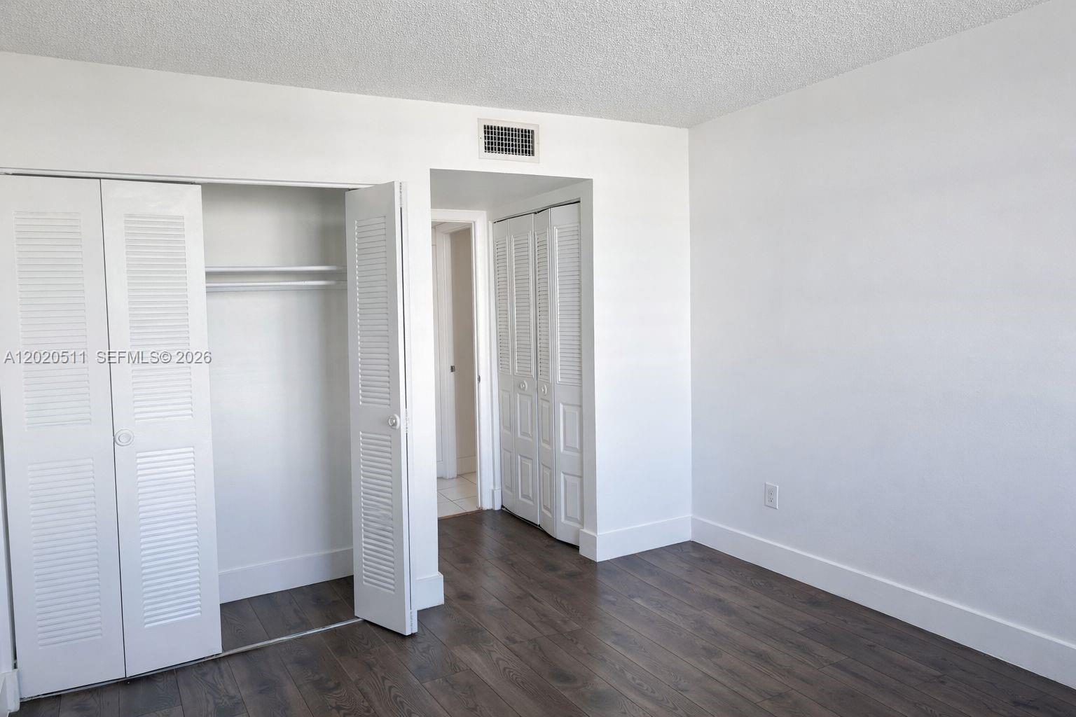 MONTECARLO CONDO - Residential