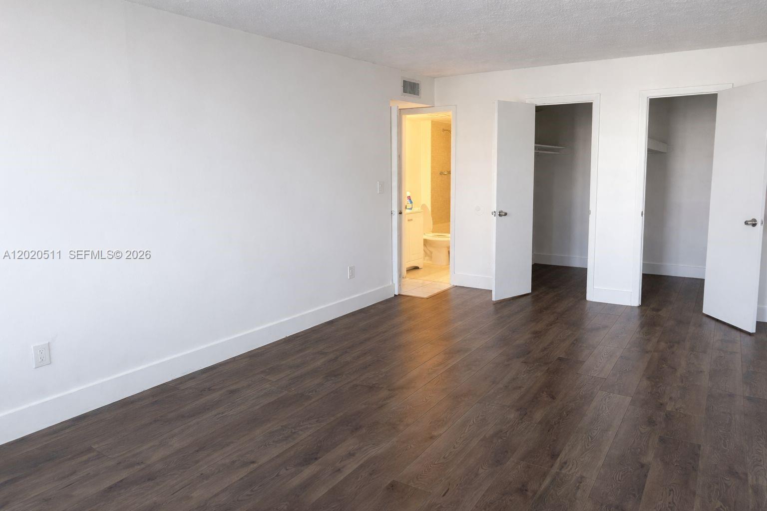 MONTECARLO CONDO - Residential