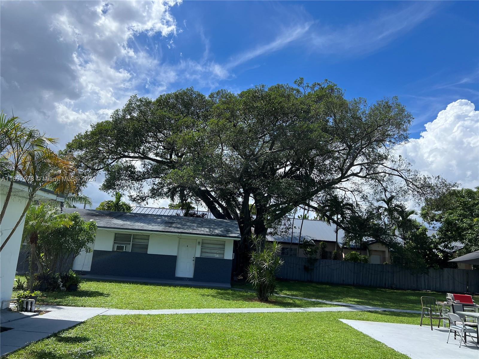 PADGETT & JOHNSON - Residential Income