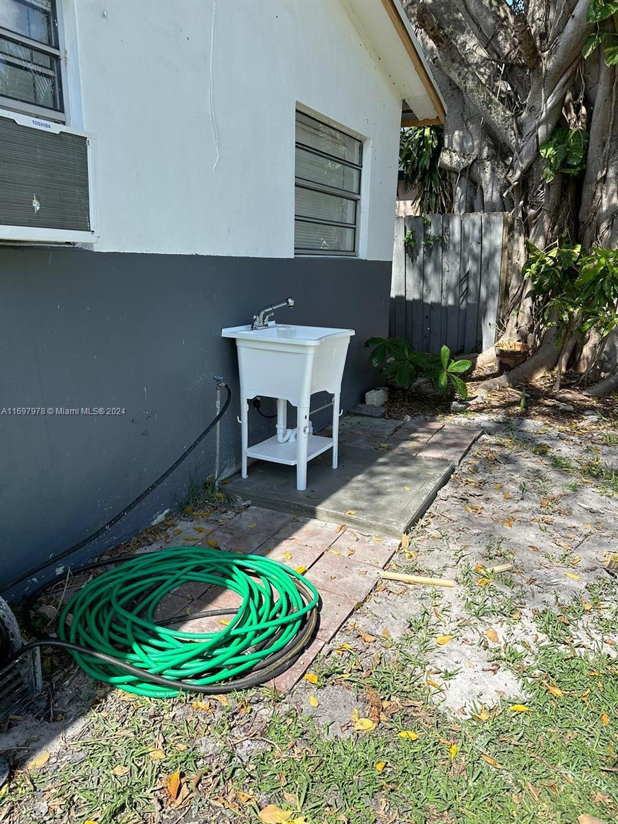 PADGETT & JOHNSON - Residential Income