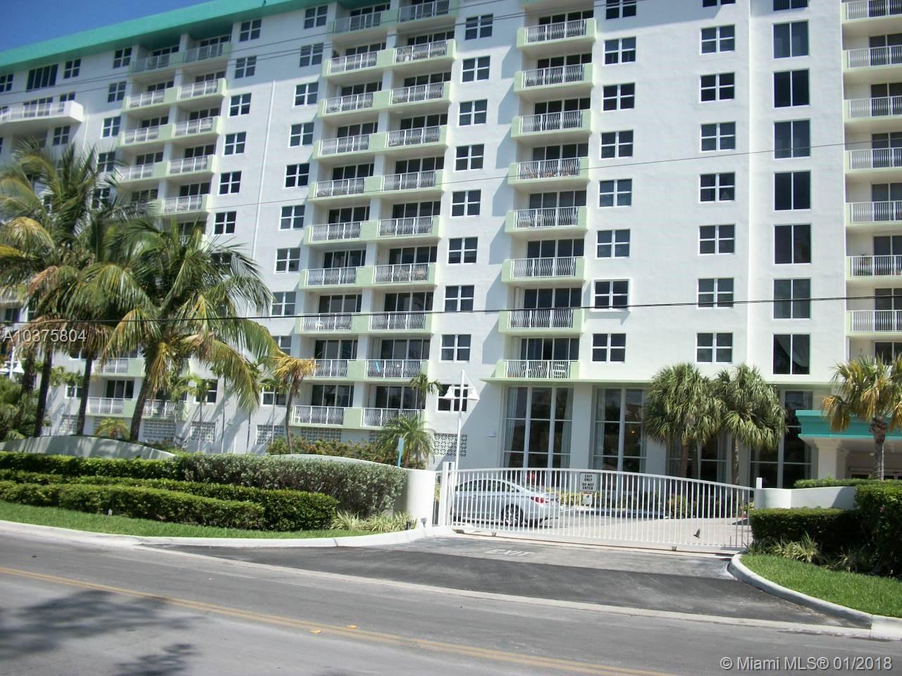 ISLAND POINTE CONDO - Residential