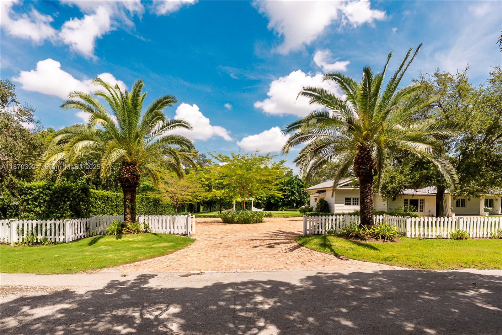 HIGH POINT ESTATES - Residential