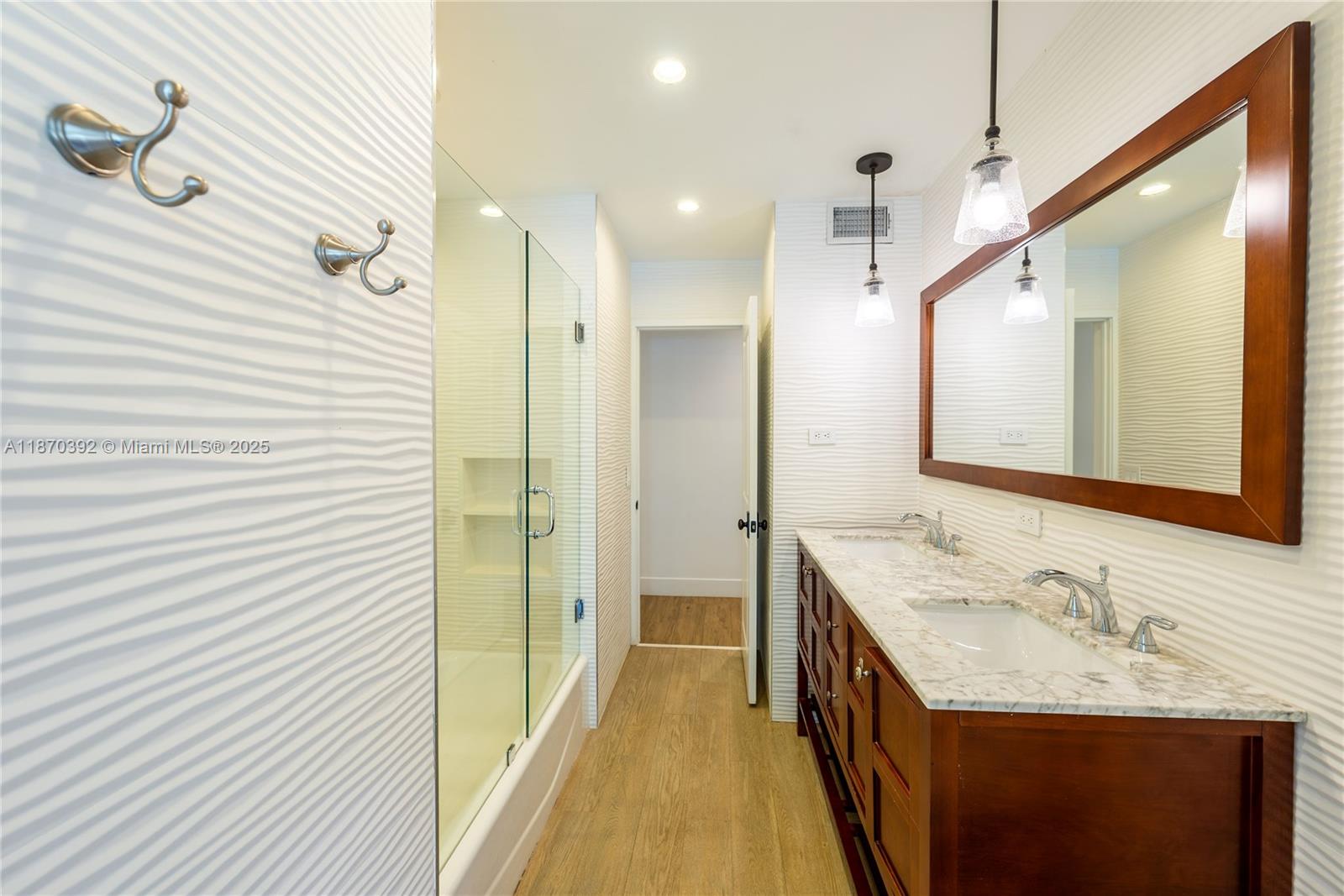 HIGH POINT ESTATES - Residential