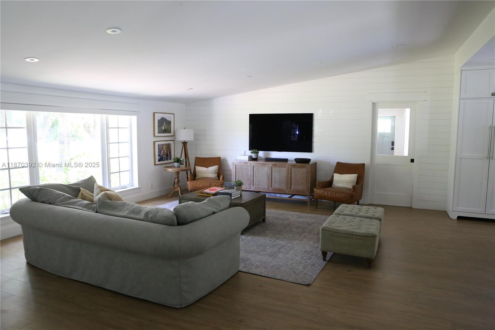 HIGH POINT ESTATES - Residential