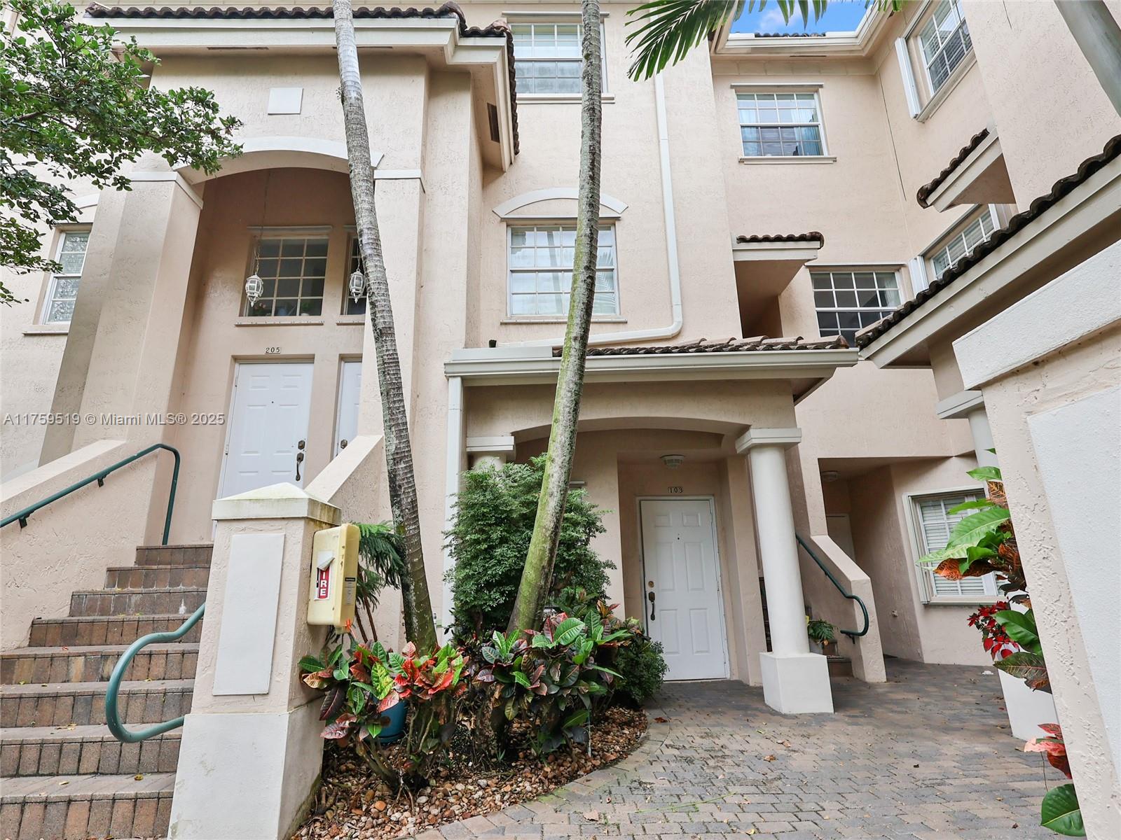 LAS BRISAS AT DORAL CONDO - Residential Lease