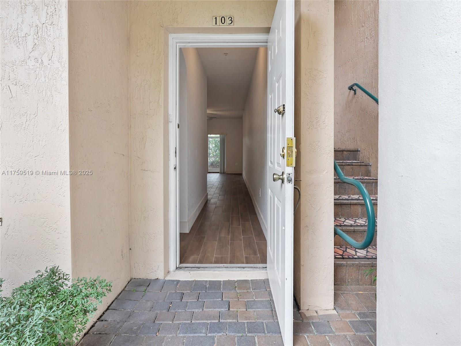 LAS BRISAS AT DORAL CONDO - Residential Lease