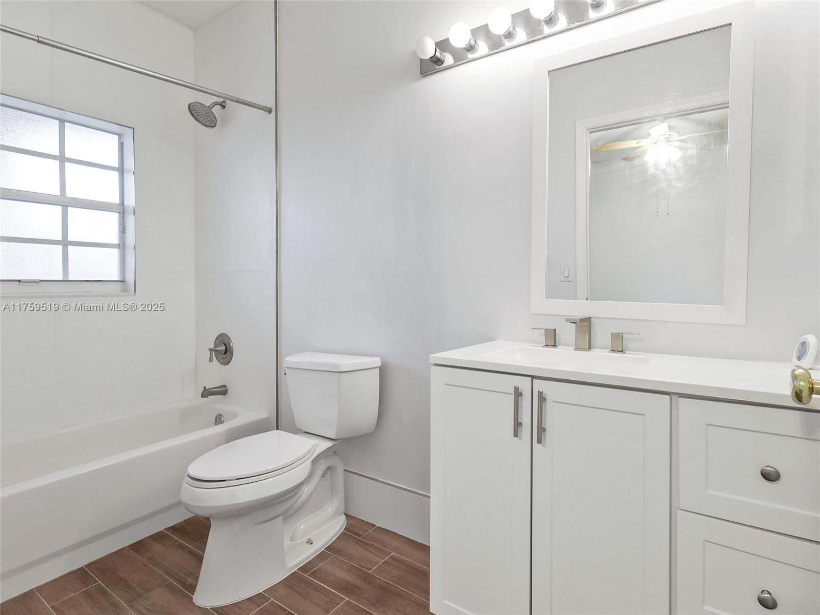 LAS BRISAS AT DORAL CONDO - Residential Lease