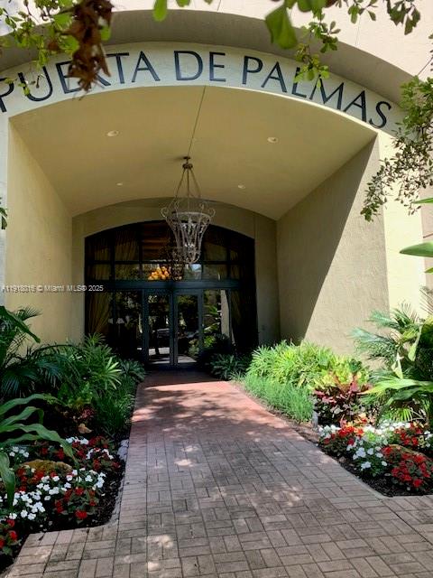 PUERTA DE PALMAS CONDO - Residential Lease