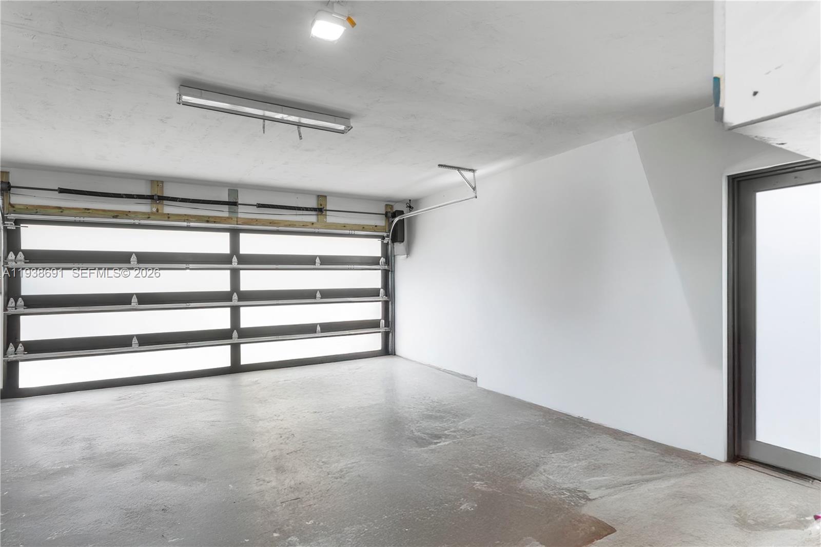 HOLLYWOOD HILLS 1965 - Residential