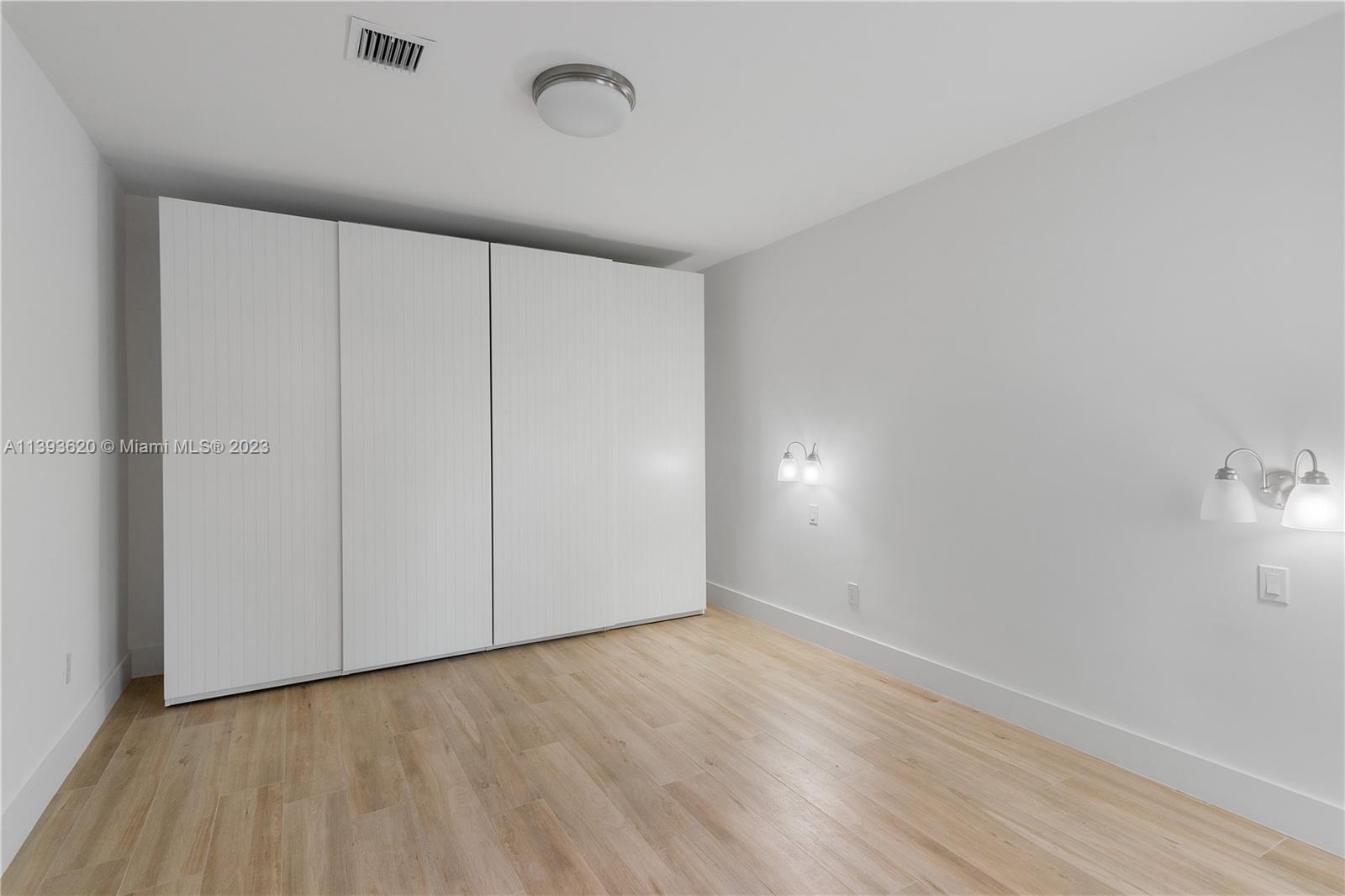 GARDEN MNR - Residential Lease