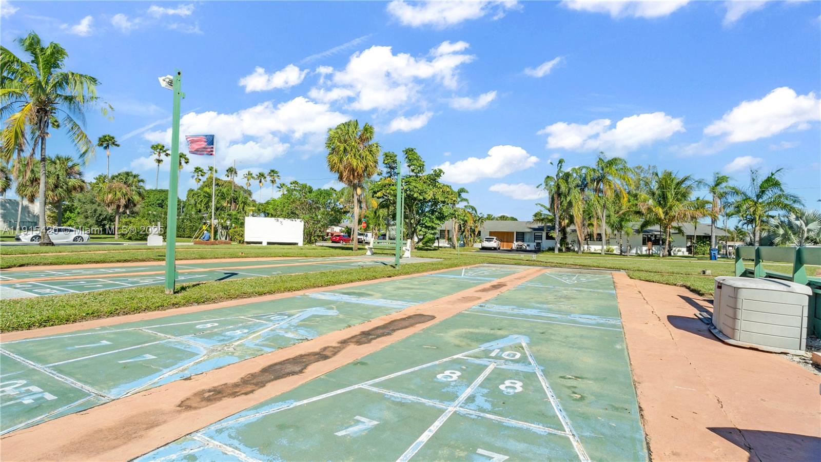 ROLEN LAKE GARDENS CO-OP - Residential