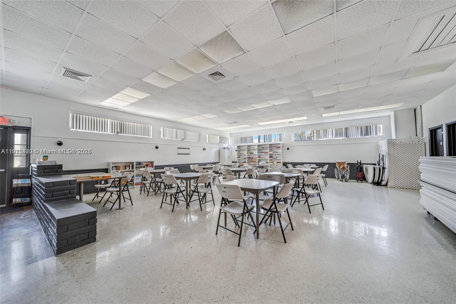 ROLEN LAKE GARDENS CO-OP - Residential