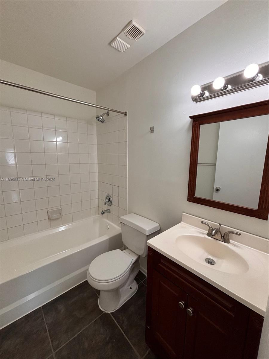 ST ANDREWS PALM BEACH CON - Residential Lease