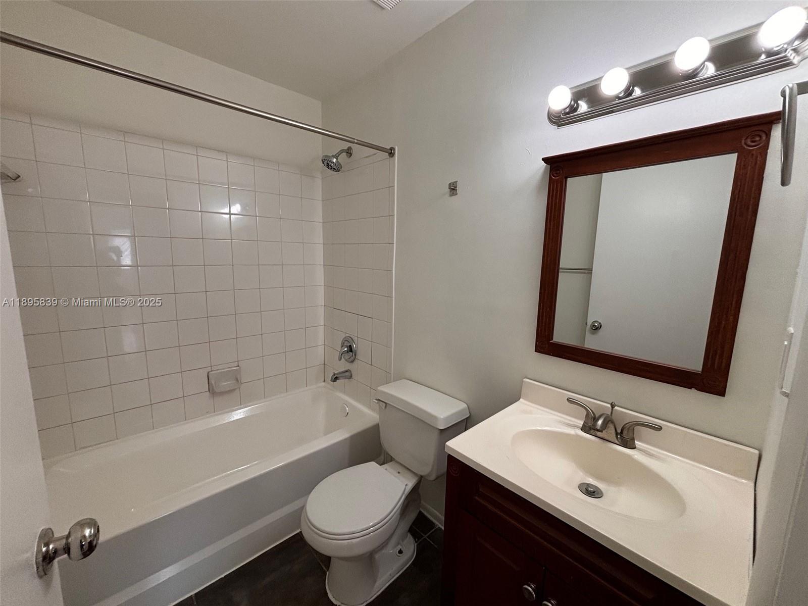 ST ANDREWS PALM BEACH CON - Residential Lease