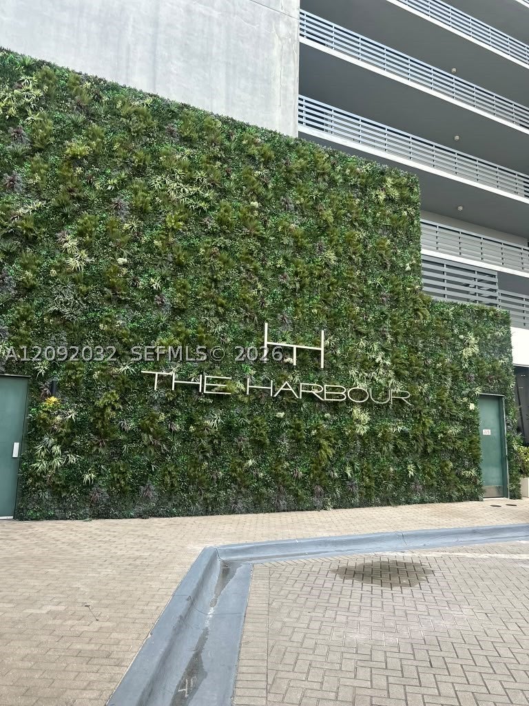 16385 Biscayne Blvd 2606