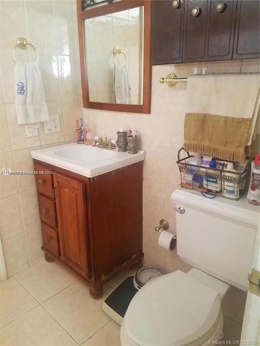 1111 NW 19th Ave 304