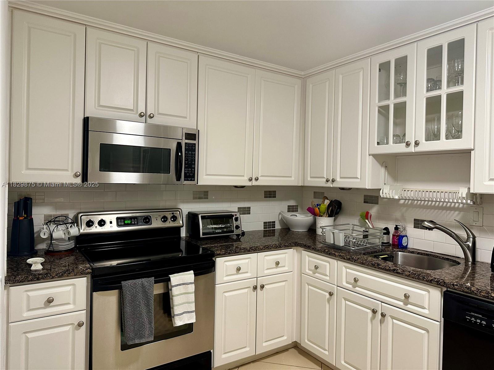 ARLEN HOUSE EAST CONDO - Residential