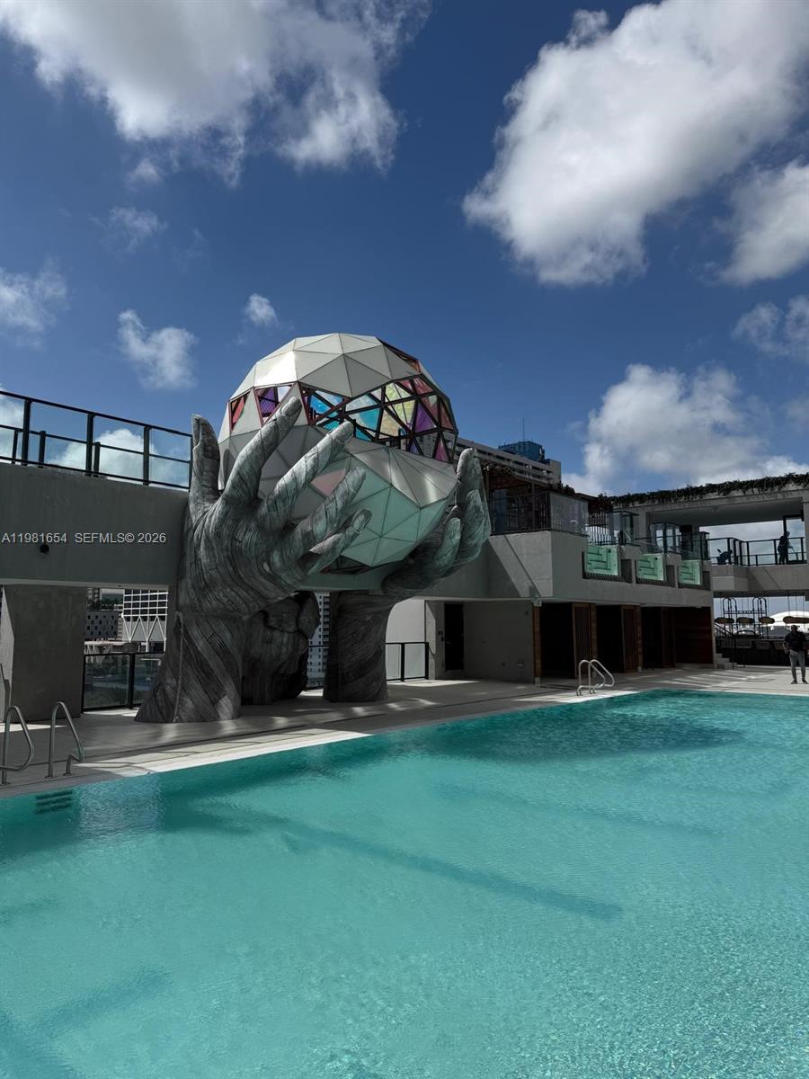 ELEVEN HOTEL AND RESIDENCE - Residential