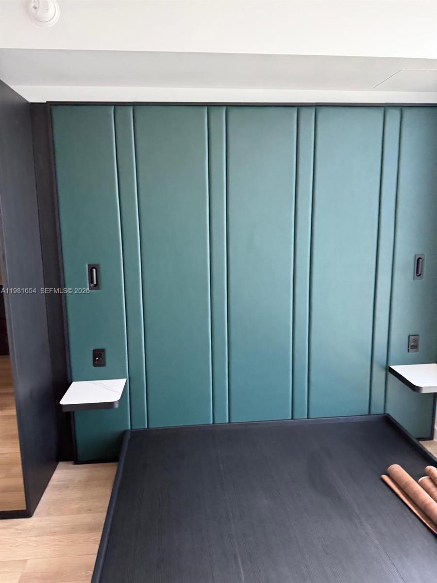 ELEVEN HOTEL AND RESIDENCE - Residential