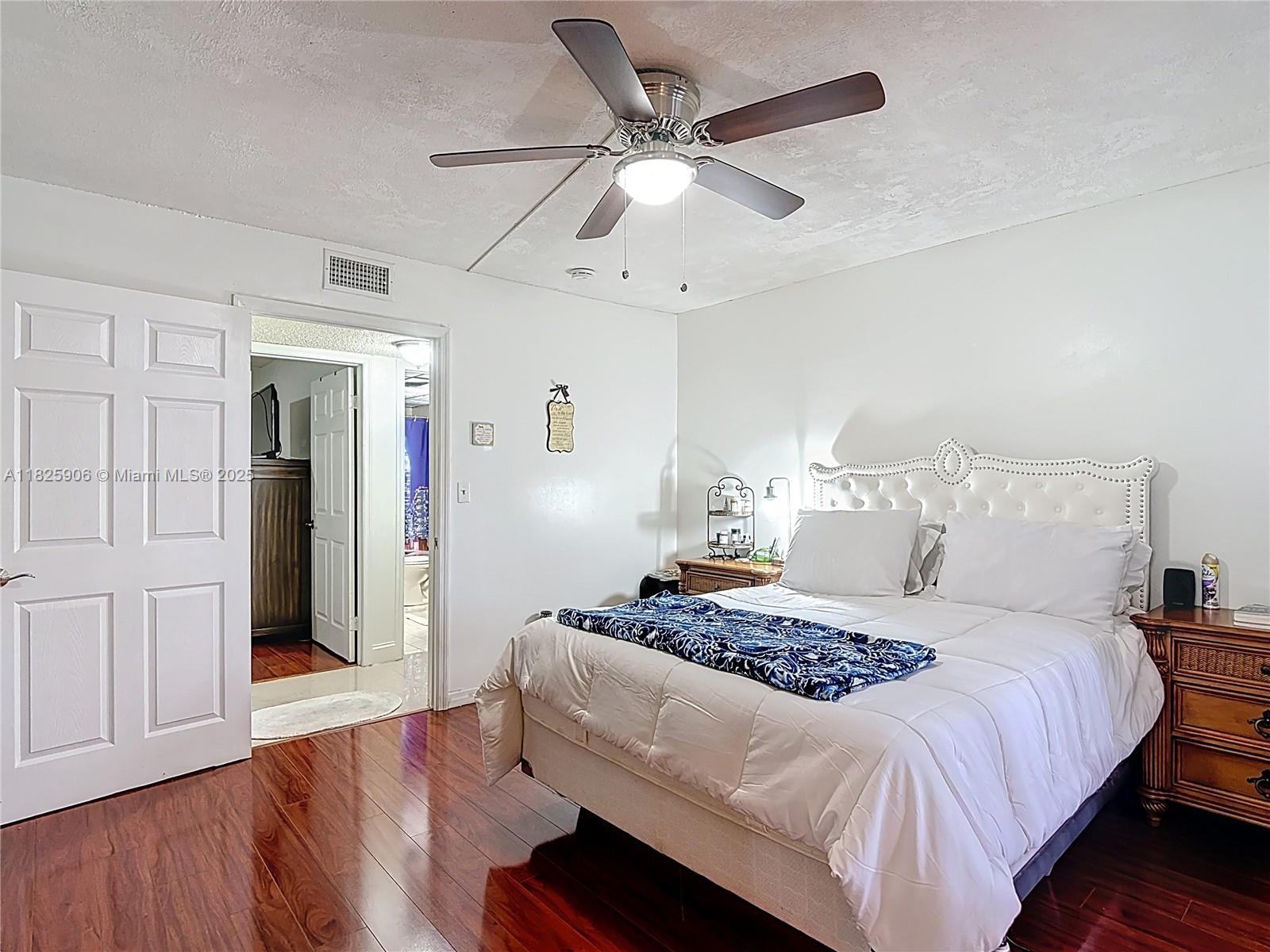 FOX CHASE CONDO #3 - Residential