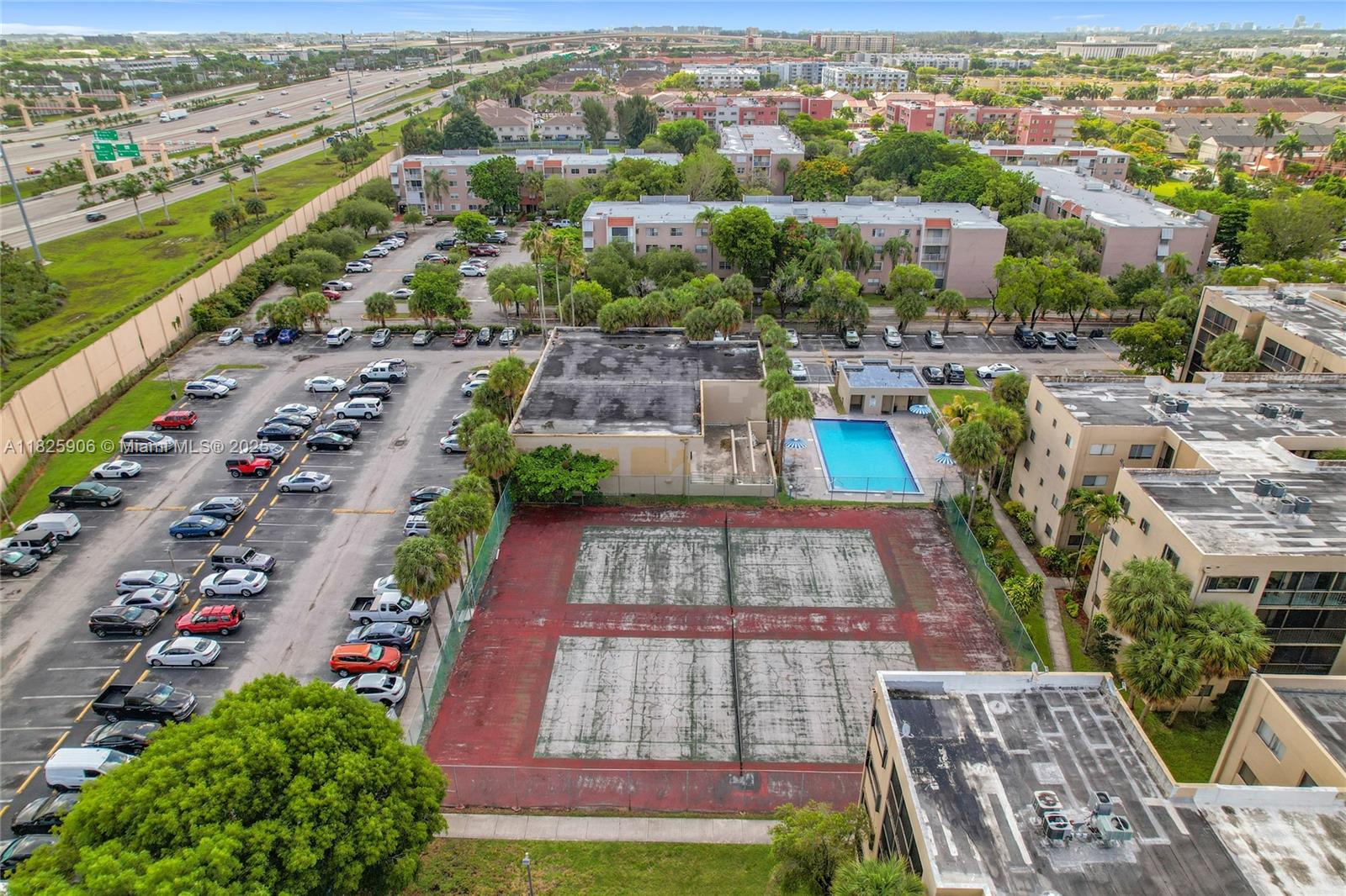 FOX CHASE CONDO #3 - Residential