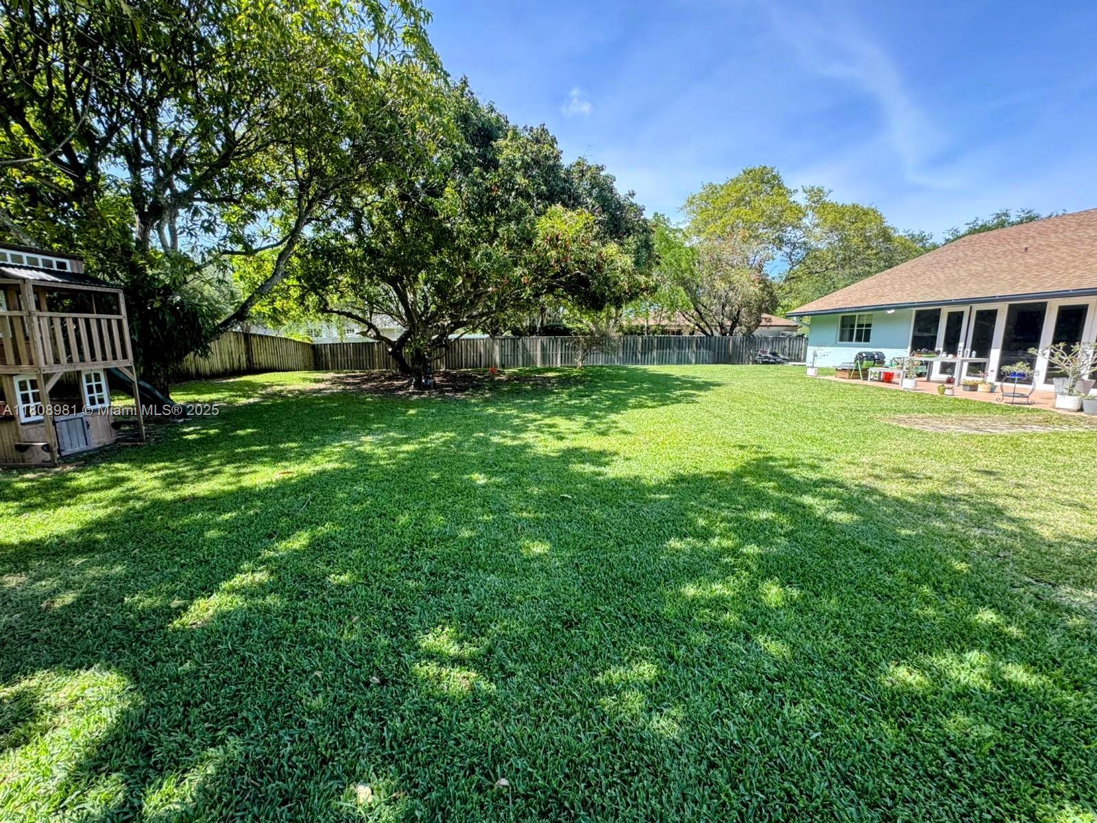 COUNTRY WALK SEC 6 - Residential