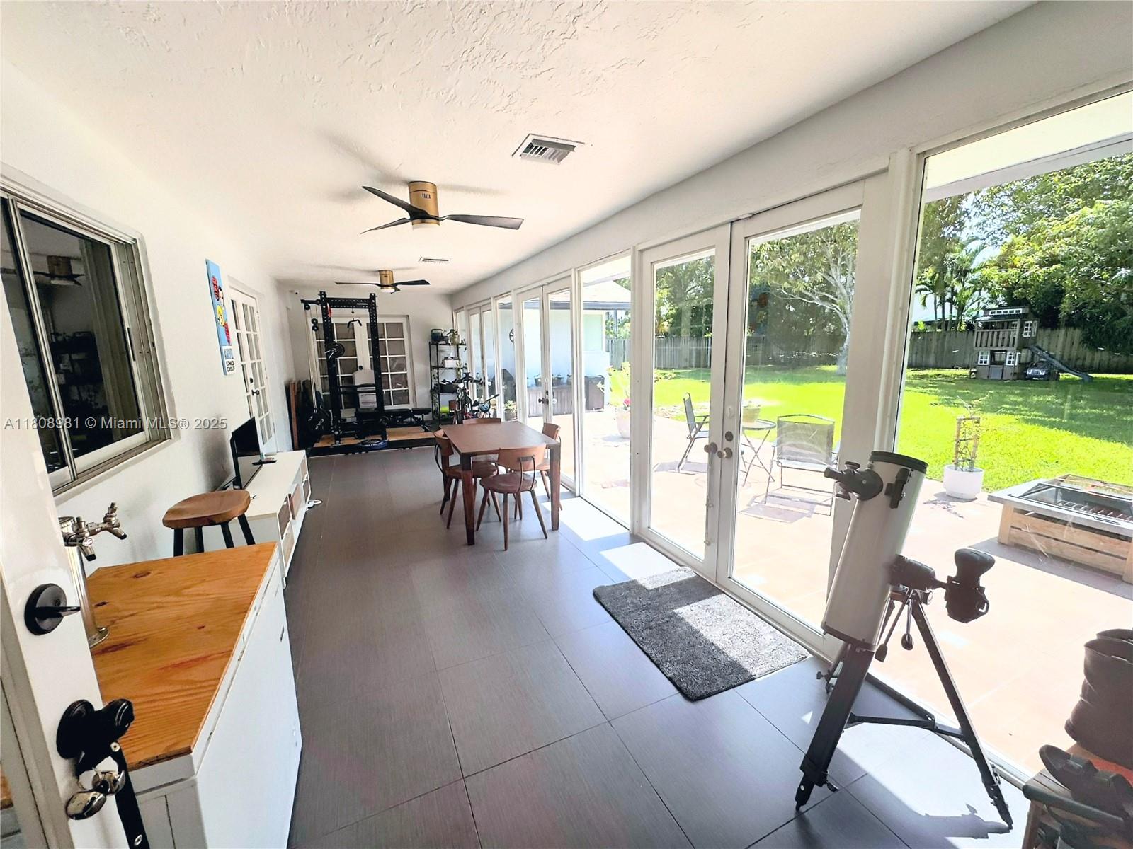 COUNTRY WALK SEC 6 - Residential