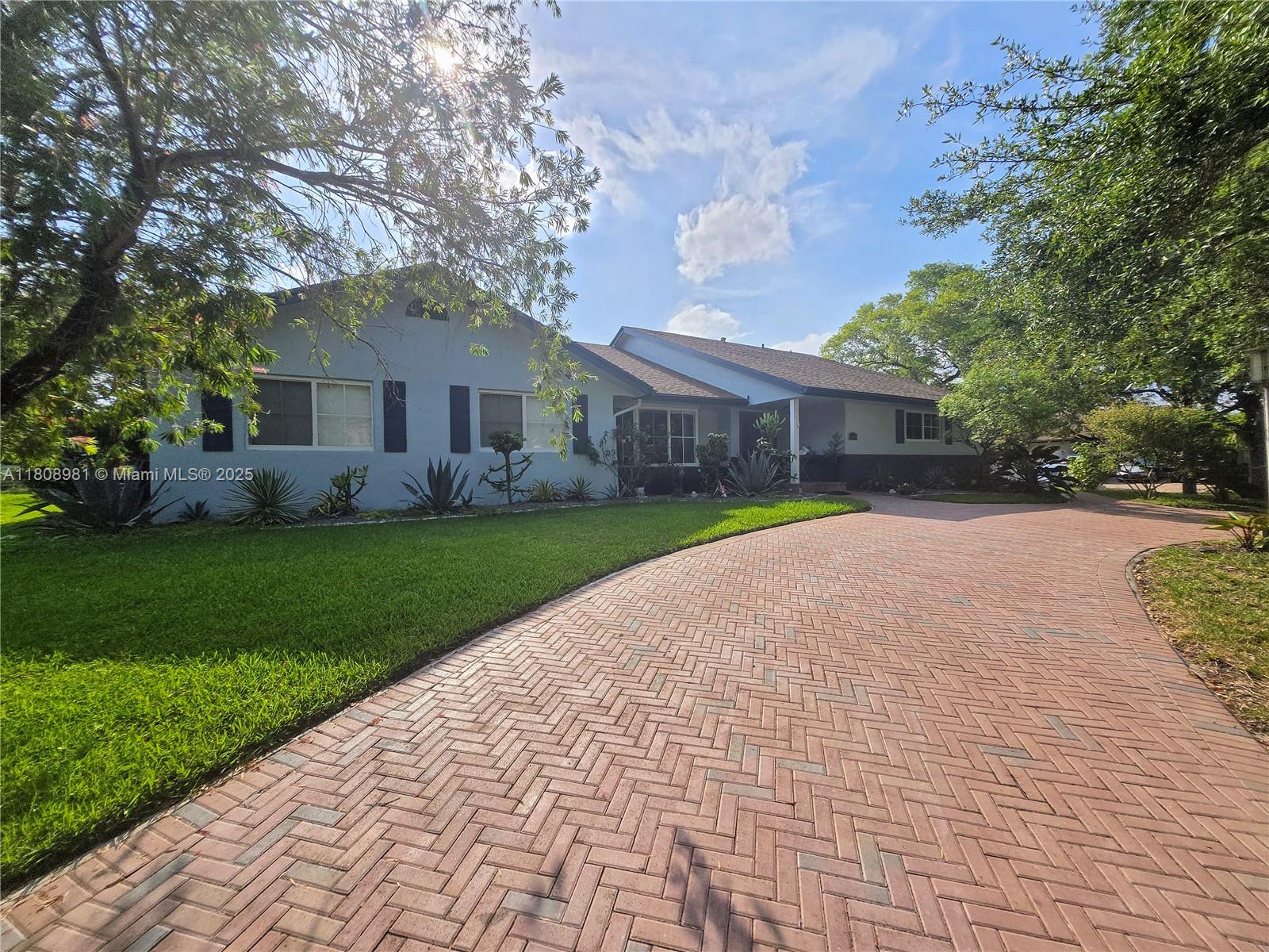 COUNTRY WALK SEC 6 - Residential