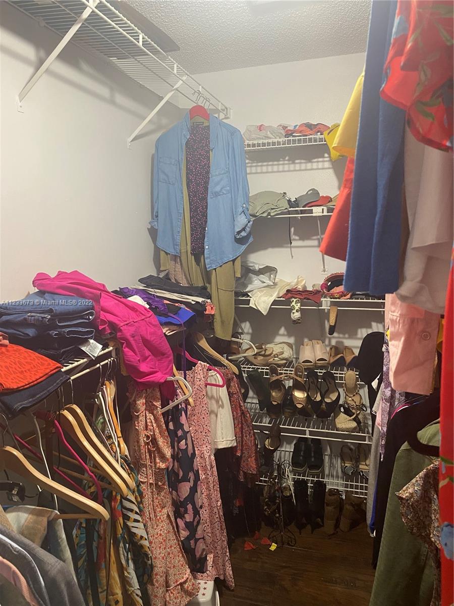 HAMMOCKS SEC 3 - Residential Lease