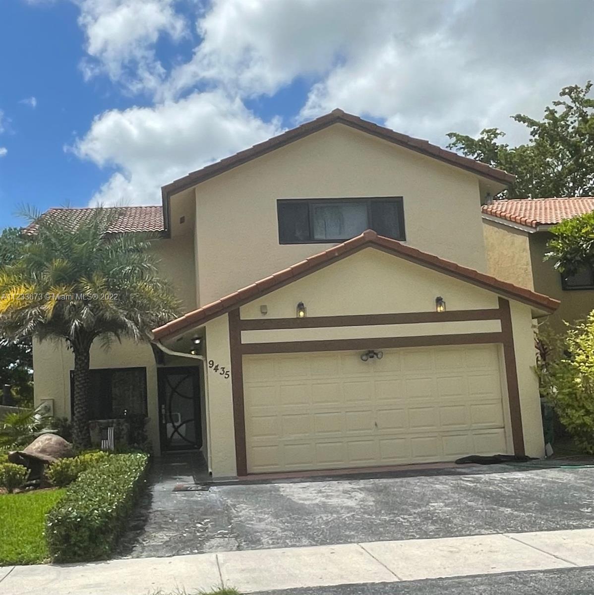 HAMMOCKS SEC 3 - Residential Lease