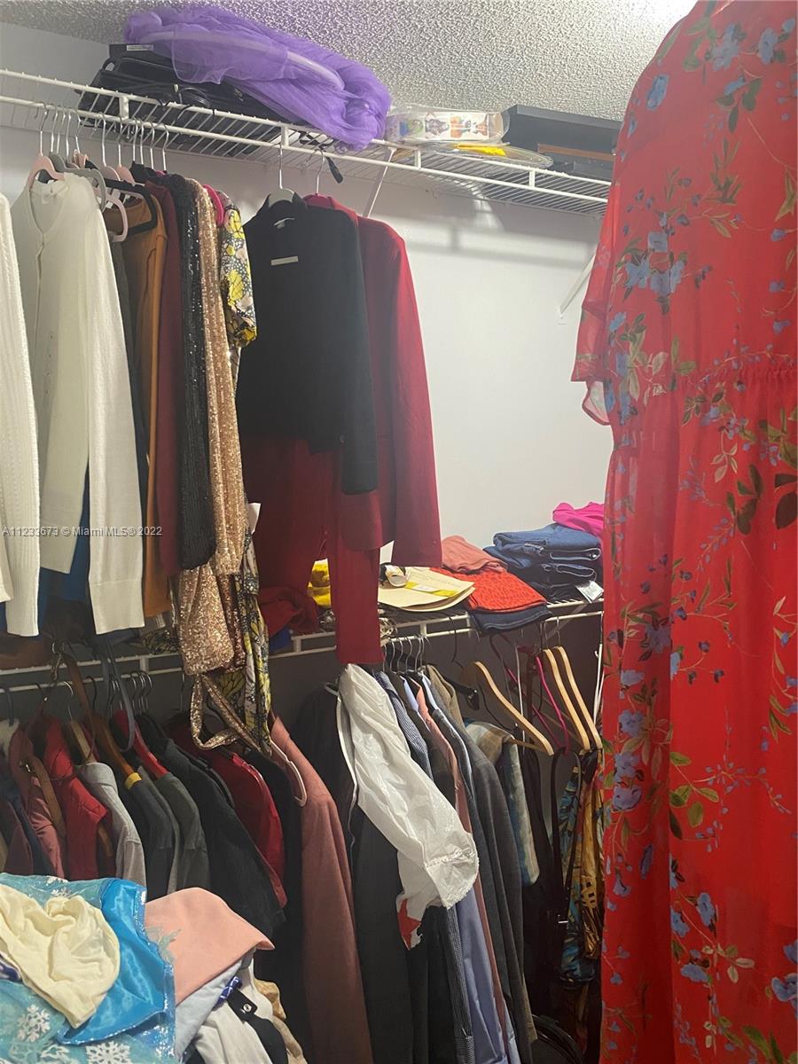 HAMMOCKS SEC 3 - Residential Lease