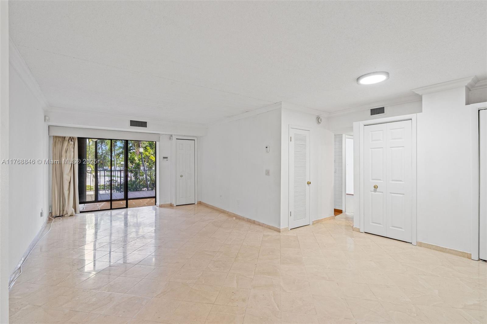 THE PALMS OF KEY BISCAYNE - Residential