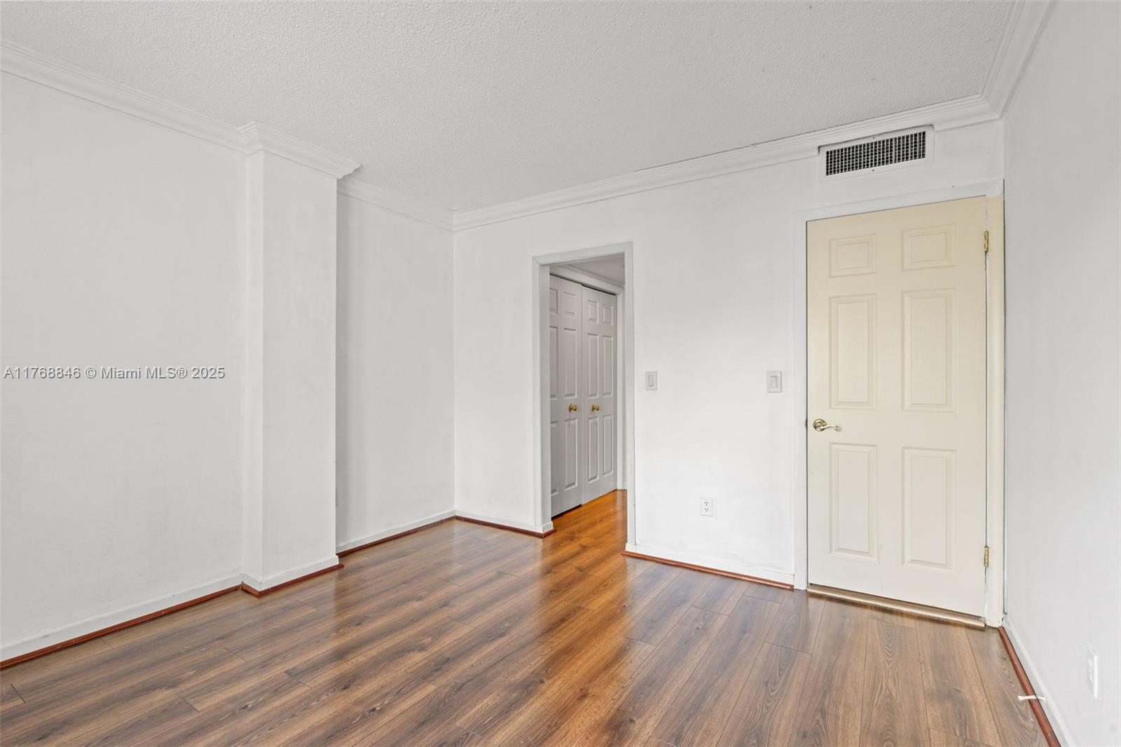 THE PALMS OF KEY BISCAYNE - Residential