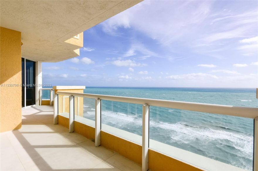 Acqualina Ocean is a outstanding building in Sunny Isles. 3 bedrooms plus Den and 4 full baths.
Master and living overlooking the ocean, and other bedrooms overlooking the intracoastal. 
Den has full bathroom. Nice porcelain floor.
Full amenities with SPA, 2 swimming pools, Gym and 3 in house restaurants.