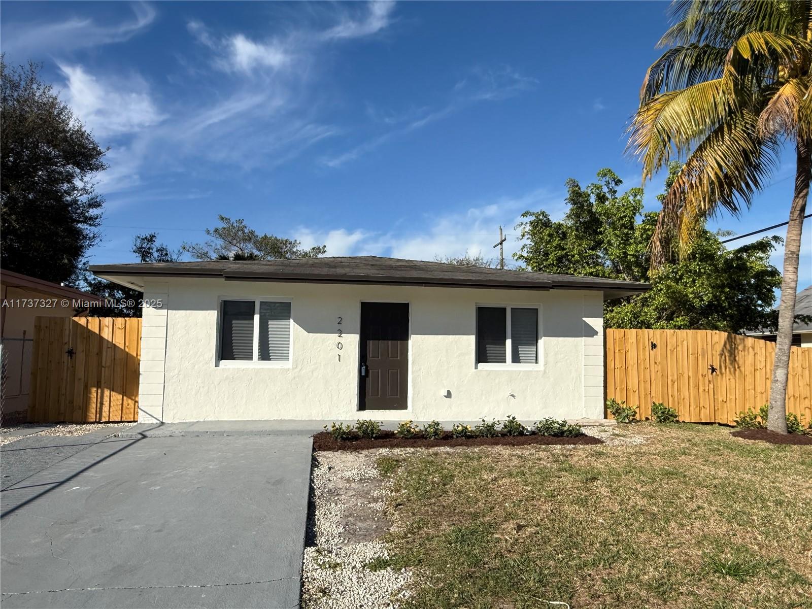 Property for Sale at 2201 Nw 6th Ct, Fort Lauderdale, Broward County, Florida - Bedrooms: 3 
Bathrooms: 2  - $419,000