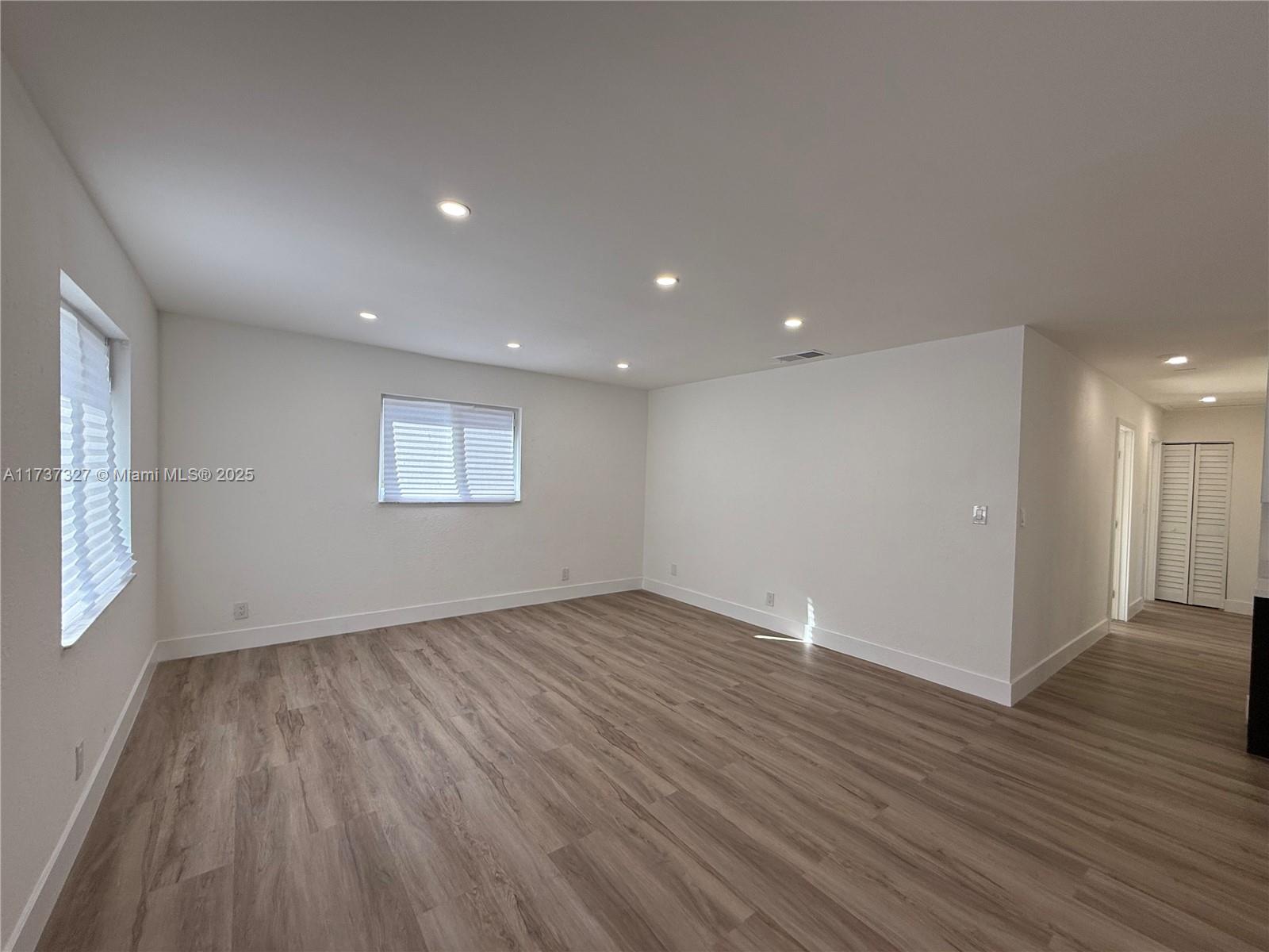 2201 NW 6th Ct